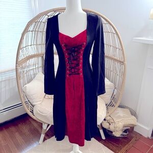 Gothic Vampire Witch Costume Dress Black Red Lace Up Corset Style Medium